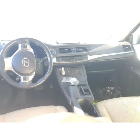 Lexus CT (ZWA10_) 2010