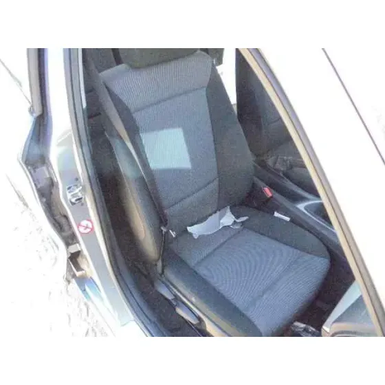 BMW SERIE 1 BERLINA (E81/E87) '2005 116I GRIS OSCURO