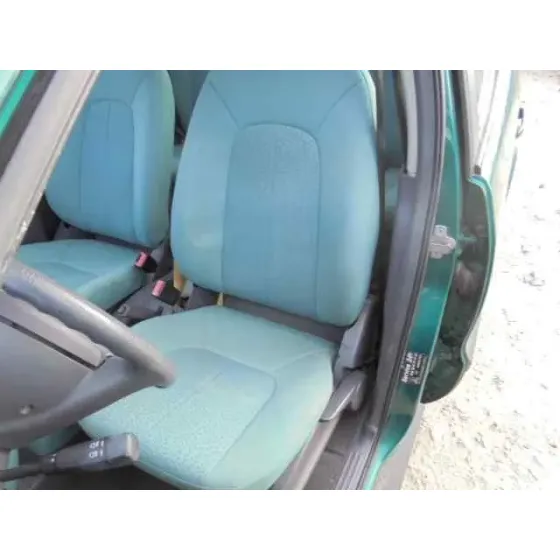 MERCEDES CLASE A (W168) '1999 160 L (168.133) VERDE