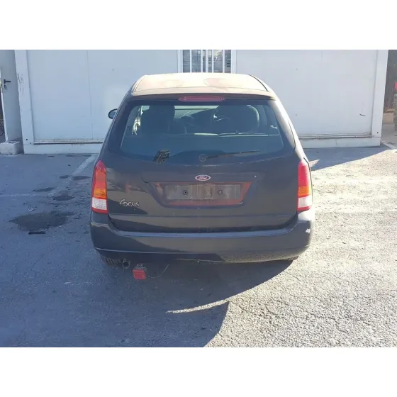 FORD FOCUS TURNIER (CAK) '2001 GHIA NEGRO
