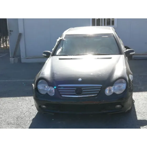 MERCEDES CLASE C (W203) SPORTCOUPE '2002 C 220 CDI (203.706) NEGRO