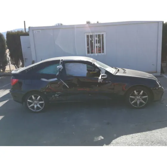 MERCEDES CLASE C (W203) SPORTCOUPE '2002 C 220 CDI (203.706) NEGRO