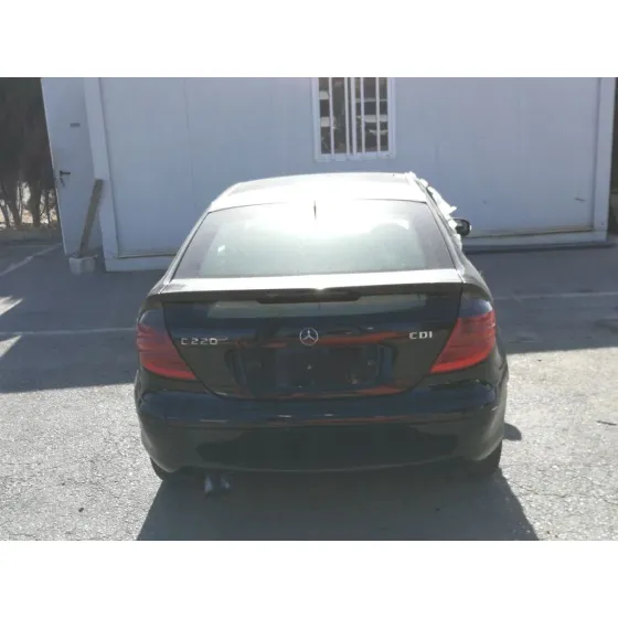 MERCEDES CLASE C (W203) SPORTCOUPE '2002 C 220 CDI (203.706) NEGRO