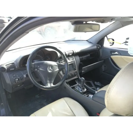 MERCEDES CLASE C (W203) SPORTCOUPE '2002 C 220 CDI (203.706) NEGRO