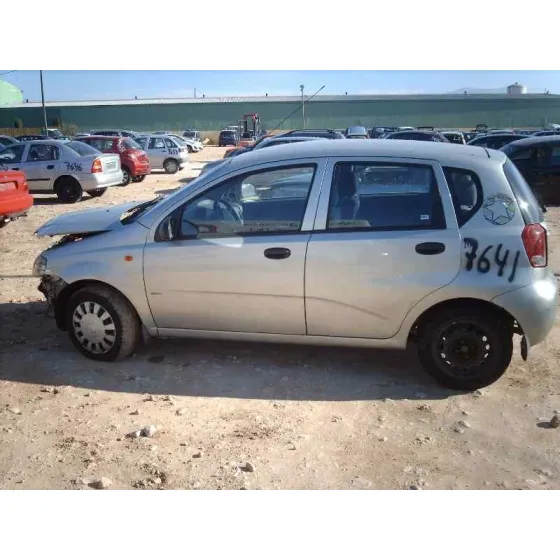 DAEWOO KALOS '2003 1.4 SE GRIS