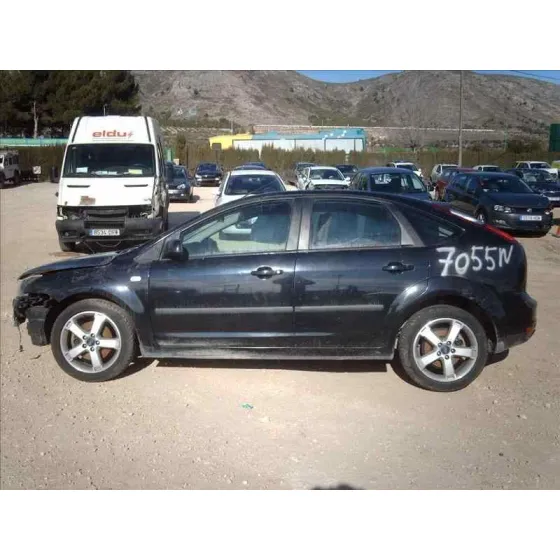 FORD FOCUS BERLINA (CAP) '2006 AMBIENTE (D) NEGRO