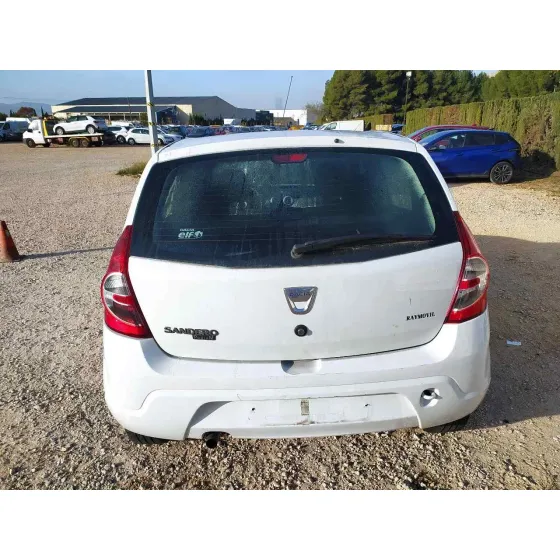 DACIA SANDERO '2012 PODIUM BLANCO