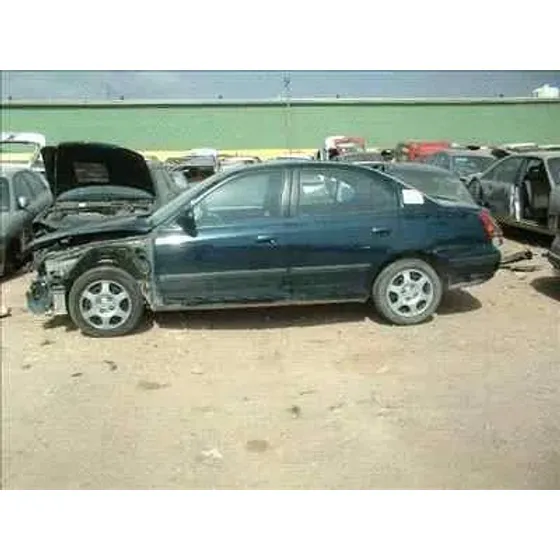HYUNDAI ELANTRA (XD) '2001 2.0 CRDI CAT AZUL