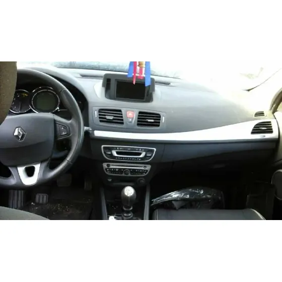 RENAULT MEGANE III COUPE '2010 DYNAMIQUE BLANCO