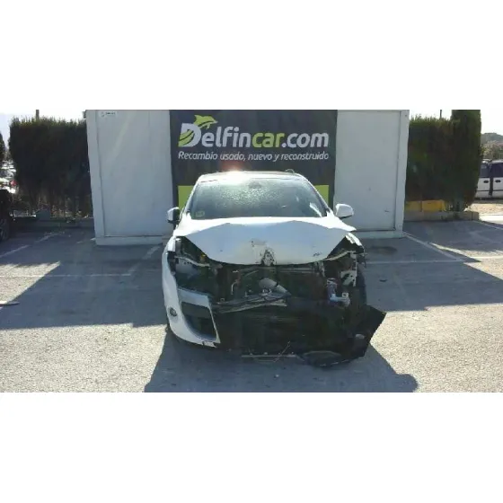 RENAULT MEGANE III COUPE '2010 DYNAMIQUE BLANCO
