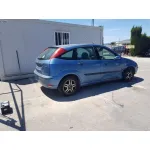 FORD FOCUS BERLINA (CAK) '2002 GHIA AZUL