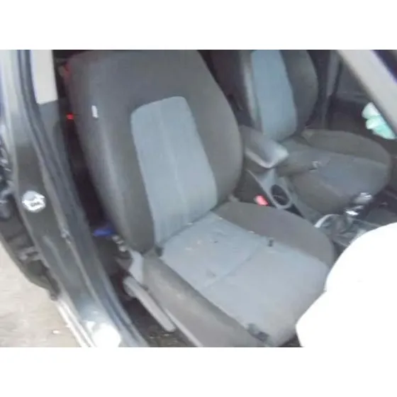KIA CEE'D '2010 DRIVE GRIS OSCURO