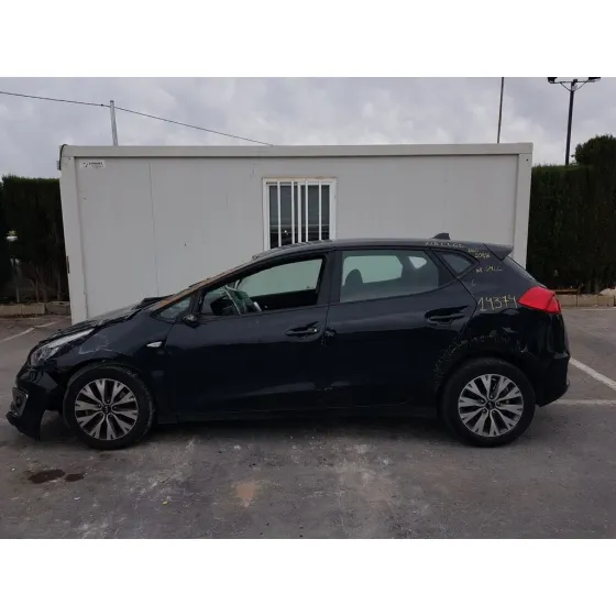 KIA CEED '2018 BUSINESS NEGRO