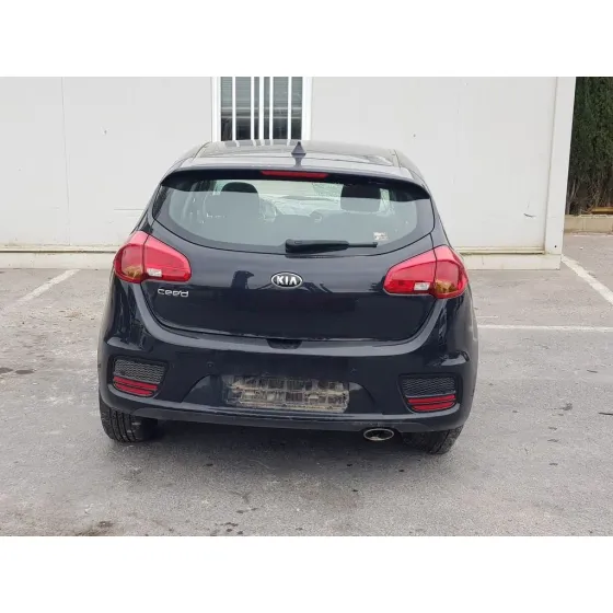 KIA CEED '2018 BUSINESS NEGRO
