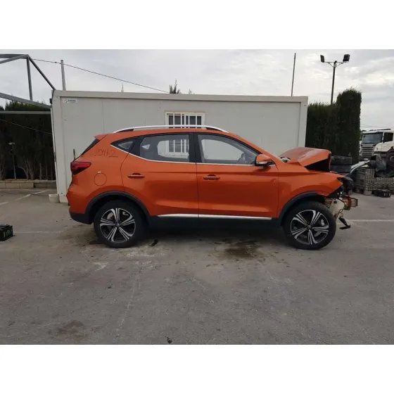 MG ZS '2022 1.5 VTI MARRON