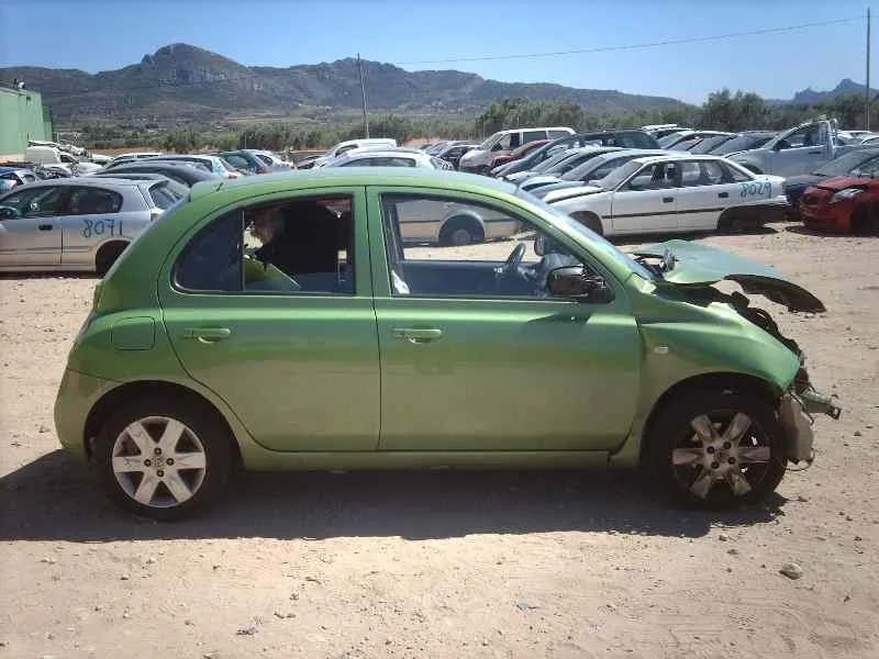 NISSAN MICRA (K12E) NISSAN MICRA (K12E) '2003 ACENTA VERDE 2002