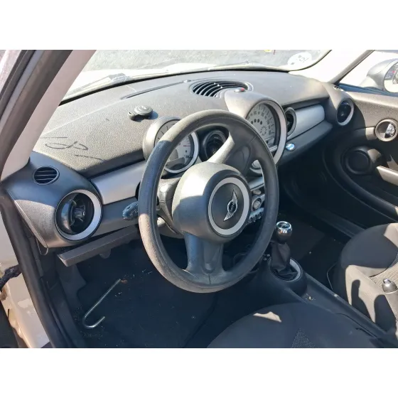 Mini MINI (R56) 2009
