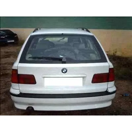 BMW SERIE 5 TOURING (E39) '2000 2.5 24V TURBODIESEL CAT BLANCO