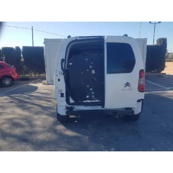CITROEN BERLINGO '2020 FEEL M BLANCO