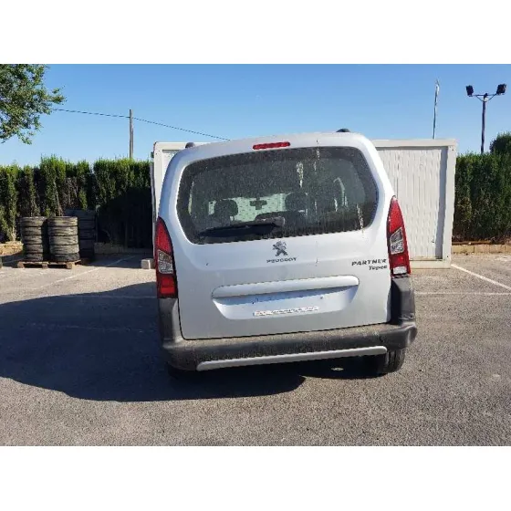 PEUGEOT PARTNER KOMBI '2013 OUTDOOR GRIS