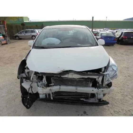 TOYOTA VERSO '2011 ACTIVE BLANCO