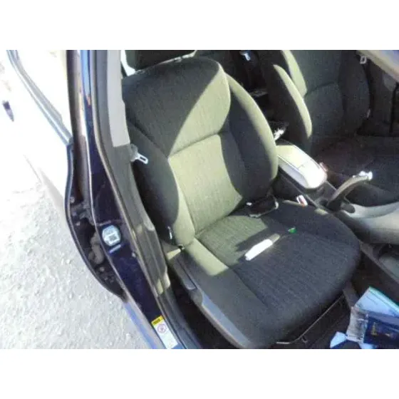 TOYOTA AURIS '2007 LUNA AZUL