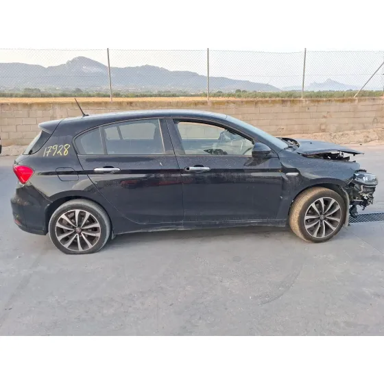 Fiat TIPO HATCHBACK (356_, 357_) 2016