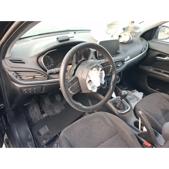 Fiat TIPO HATCHBACK (356_, 357_) 2016