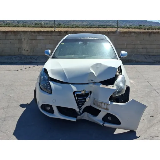 Alfa Romeo GIULIETTA (940_) 2010