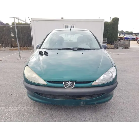 PEUGEOT 206 BERLINA '2000 XR VERDE