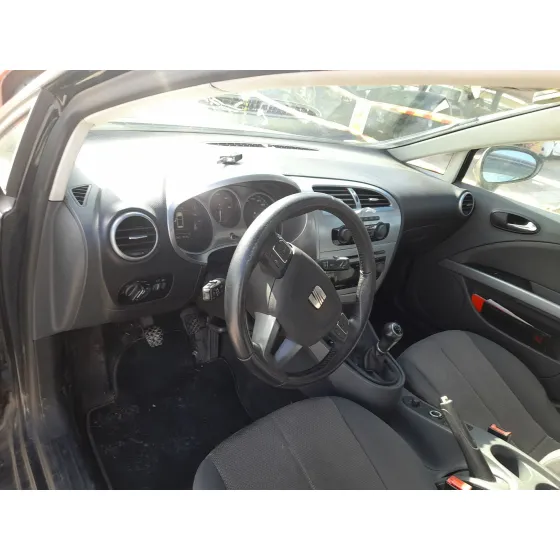 Seat LEON (1P1) 2005