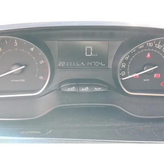 Peugeot 2008 I (CU_) 2015