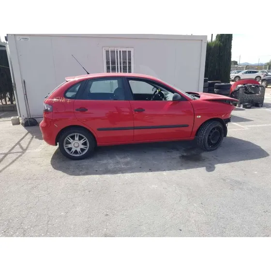 SEAT IBIZA (6L1) '2006 REFERENCE ROJO