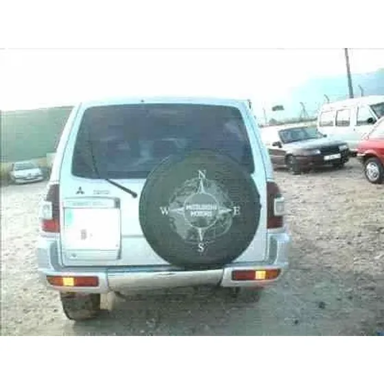 MITSUBISHI MONTERO (V60/V70) '2001 3.2 DI-D AVANCE (5-PTAS.) GRIS