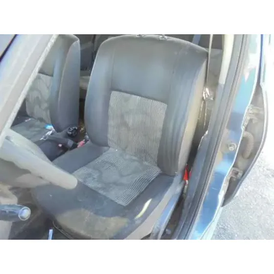 DACIA SANDERO '2008 AMBIANCE GRIS OSCURO