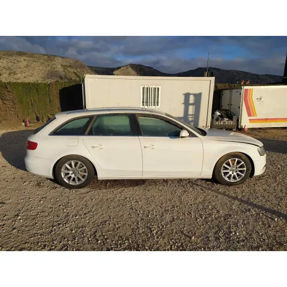 AUDI A4 AVANT (8K5) (2008) '2012 BASICO BLANCO