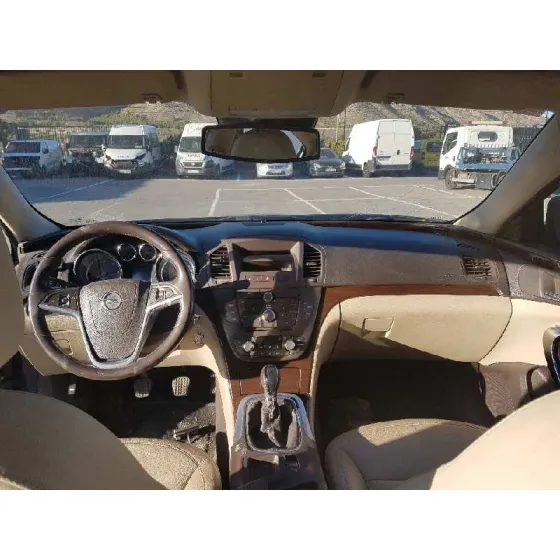 OPEL INSIGNIA BERLINA '2010 ESSENTIA NEGRO