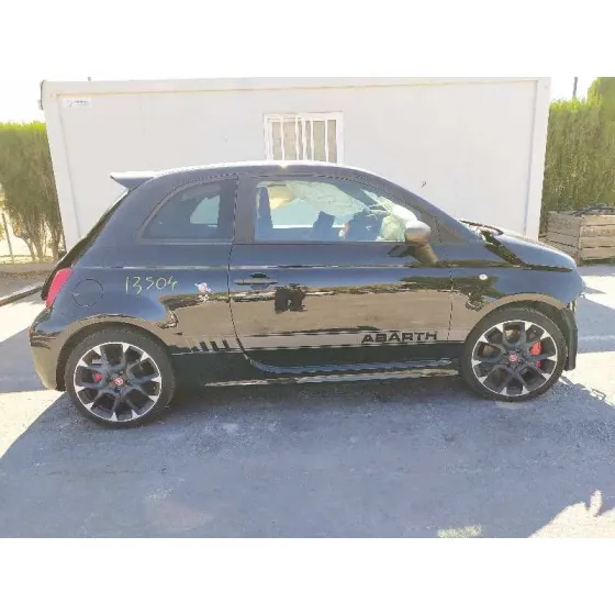 ABARTH NUOVA 500 (150) '2018 595 COMPETIZIONE NEGRO