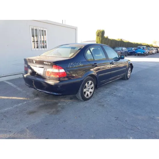BMW SERIE 3 BERLINA (E46) '2003 320D AZUL