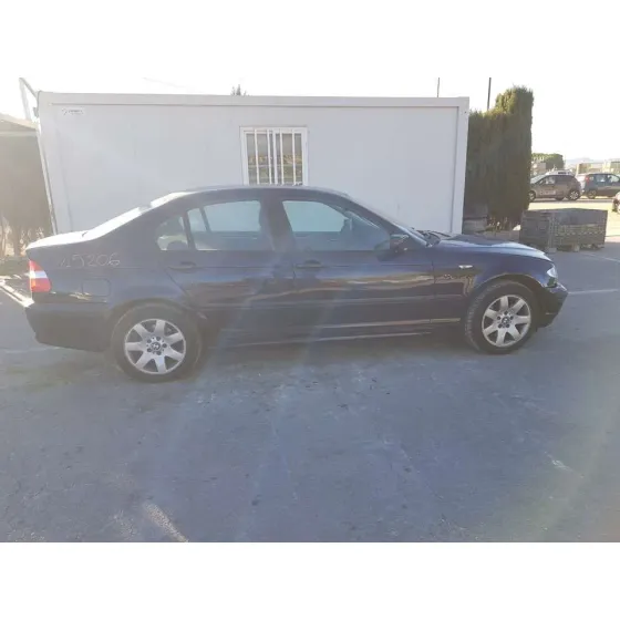 BMW SERIE 3 BERLINA (E46) '2003 320D AZUL