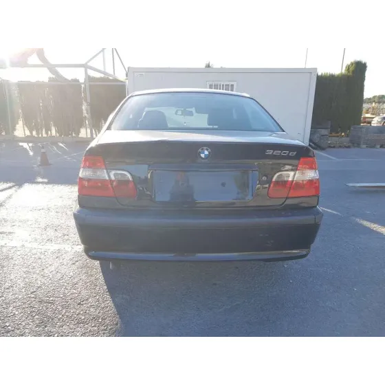 BMW SERIE 3 BERLINA (E46) '2003 320D AZUL