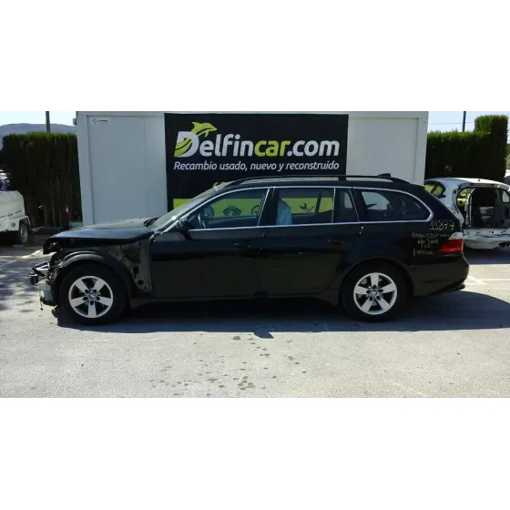 BMW SERIE 5 TOURING (E61) '2008 520D NEGRO