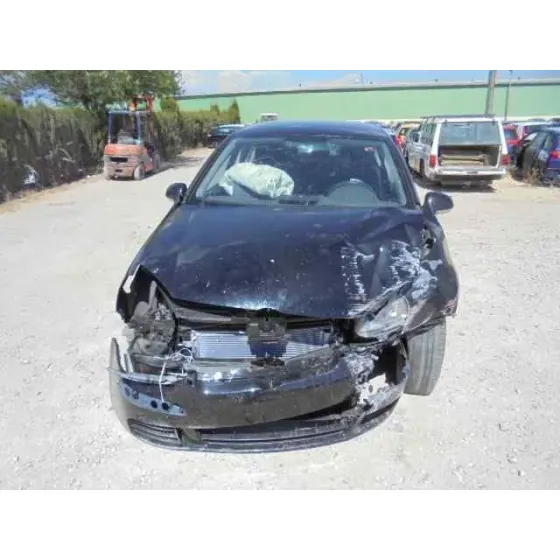 VOLKSWAGEN GOLF V BERLINA (1K1) '2005 2.0 TDI NEGRO