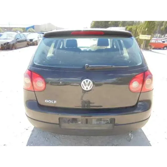 VOLKSWAGEN GOLF V BERLINA (1K1) '2005 2.0 TDI NEGRO
