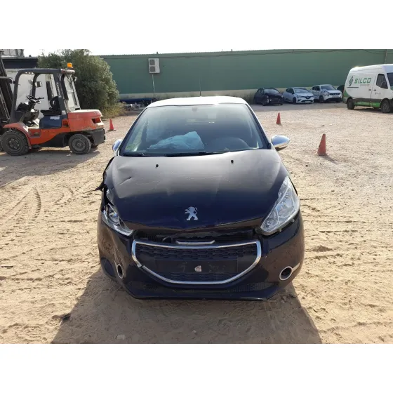 Peugeot 208 I (CA_, CC_) 2012