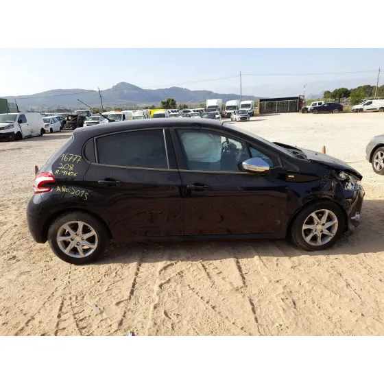 Peugeot 208 I (CA_, CC_) 2012