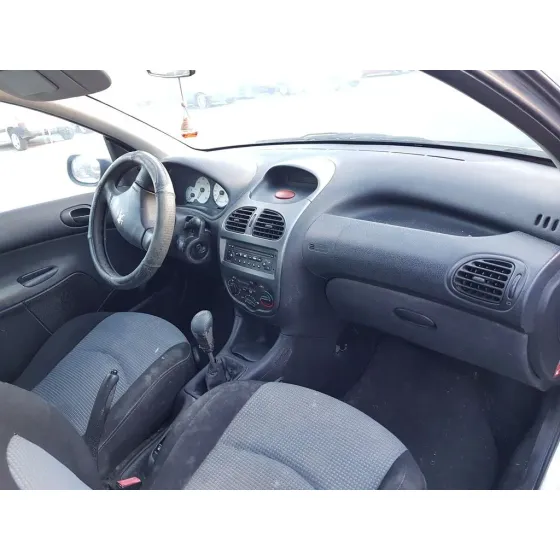 PEUGEOT 206 BERLINA '2003 XS BLANCO