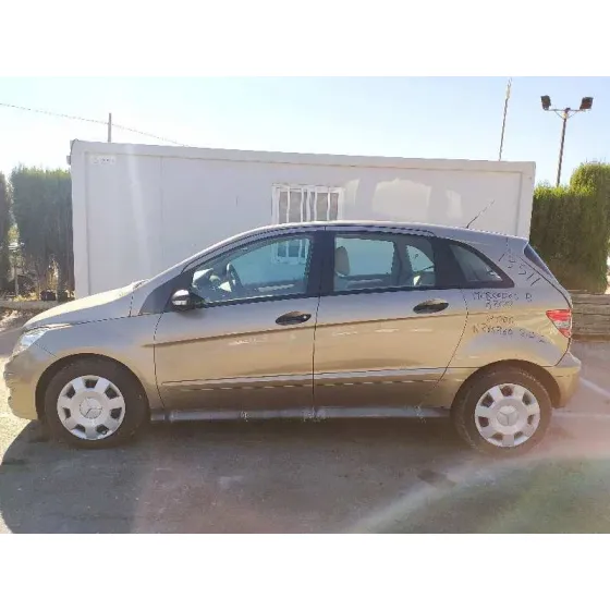 MERCEDES CLASE B (W245) '2006 200 (245.233) MARRON