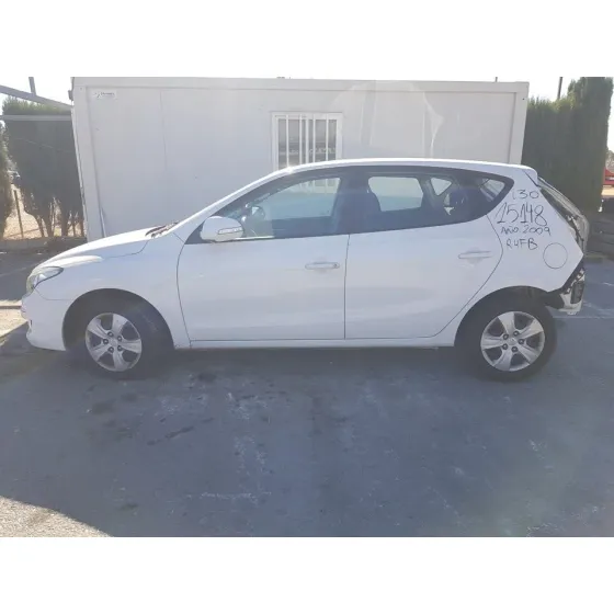 HYUNDAI I30 '2009 CLASSIC BLANCO