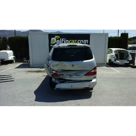 SSANGYONG RODIUS '2005 XDI GRIS PLATA